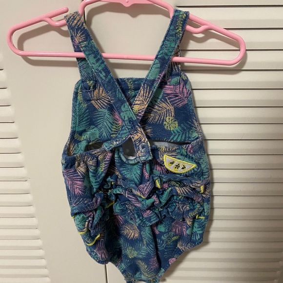 Minnie Mouse romper - Picture 2 of 3